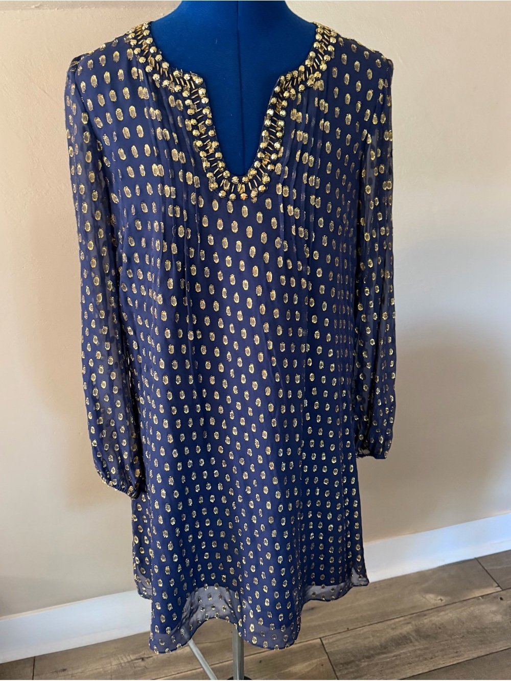 Lilly Pulitzer Size 8 Navy Gold Metallic Silk Blend Embellished Shift Dress